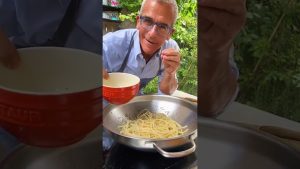 Spaghetti aux palourdes : Recette italienne par Chef Max Mariola