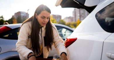 Supermarchés : pourquoi faire ses courses au drive peut vous faire économiser ? - ICI