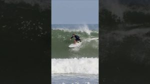 Surf à Barra de la Cruz avec Josh Kerr | Film de Hayden Garfield