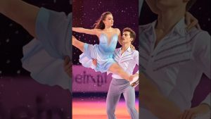 Symphonie Romaine : Duo de Patinage Artistique Éblouissant