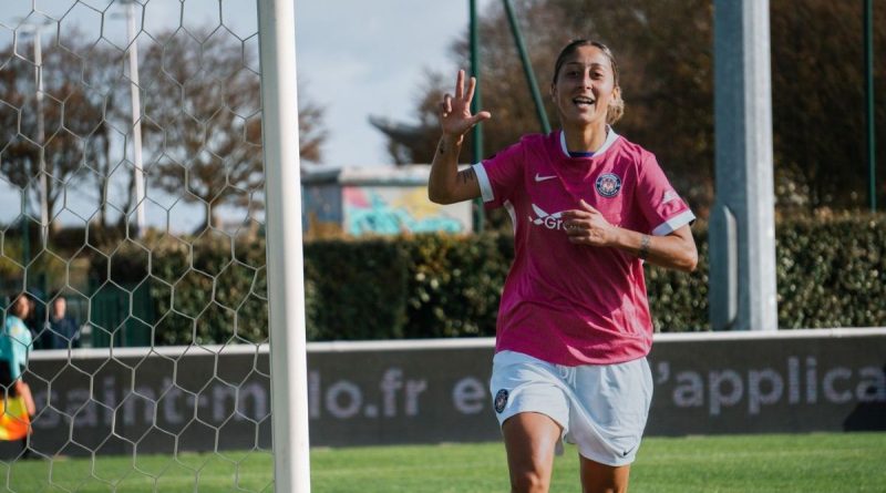 TFC Féminines - Selen Altunkulak : "Quand j'arrive sur un terrain, j'ai peur de rien." - ICI
