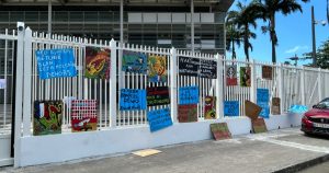 Témoignages de soutien et débats houleux au procès du « déboulonnage des statues »