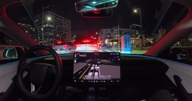 Tesla Autopilote 14.1.3 : trajet sans intervention de Universal à West Hollywood