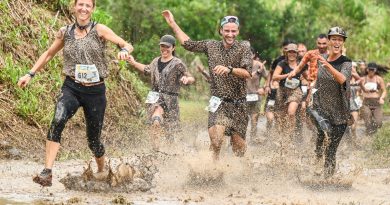 Tropica’Dingue à Champ-Borne : les plus belles photos d'une course de folie