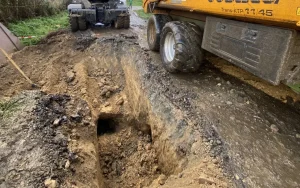 Trou dans la route entre Plestin et Trémel : « Une cavité étrange »