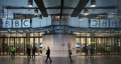 Trump veut réclamer jusqu'à 5 milliards de dollars à la BBC