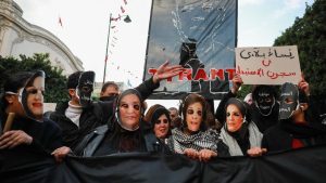 En Tunisie, les autorités suspendent l'Association des femmes démocrates, emblématique du combat pour la démocratie dans le pays