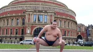 Vidéo. Des lutteurs de sumo apportent l'ancienne tradition japonaise à Londres