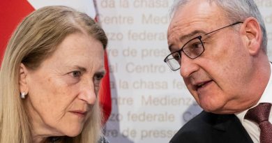 Un accord, du soulagement et des questions - Le Temps