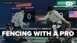 Un escrimeur olympique surmonte un événement marquant