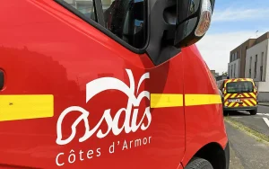 Un jeune automobiliste blessé et hospitalisé après avoir fait des tonneaux à Ploufragan