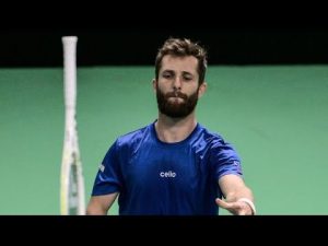 Un joueur de tennis se sent 'clown' après une erreur fatale