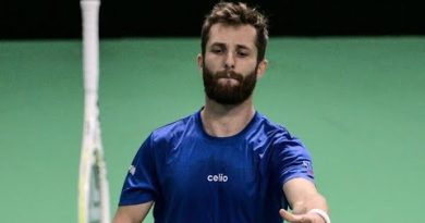 Un joueur de tennis se sent 'clown' après une erreur fatale