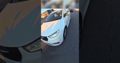 Un motard percuté par derrière : le conducteur nie ! 😳