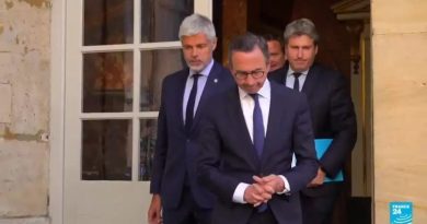 Un nouveau gouvernement prend les rênes en France