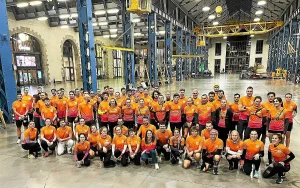 Un nouveau jeu de maillots « orange et rose » pour les adhérents de Courir sur Brest