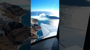 Un pilote filme l'approche d'un tsunami géant