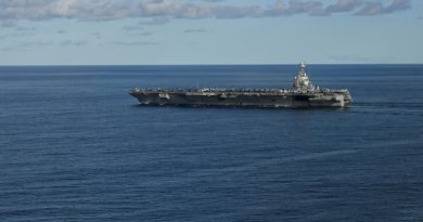 Un porte-avions américain au large de l'Amérique latine attise les tensions avec le Venezuela