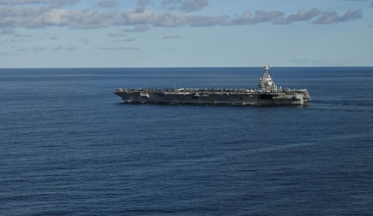 Un porte-avions américain au large de l'Amérique latine attise les tensions avec le Venezuela