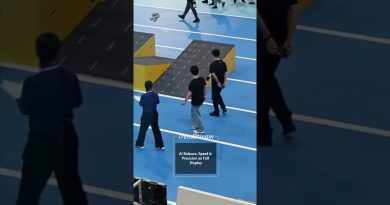 Un robot humanoïde remporte la course de 100 m aux JO de Pékin.