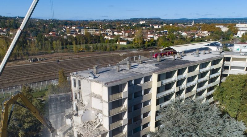 "Une action menée dans la longueur avec une vision et une ambition" : le maire de Castres défend son projet de rénovation du quartier de Laden