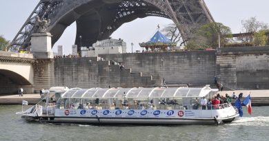 Pays de la Loire, Nantes, Angers, Loire river, castle, vineyard, coast, landscape
