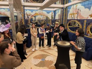 Une expérience de jeu de rôle unique pour une soirée inoubliable à Paris - Blog Secret de Paris - Hotel & Spa Paris