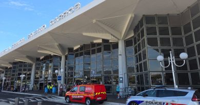 Une voyageuse en provenance de Bangkok arrêtée à Gillot avec une valise pleine de cannabis