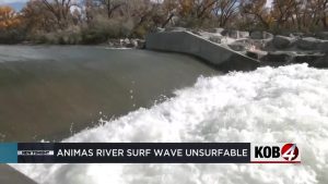 Vague de surf de la rivière Animas à Farmington hors service