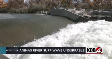 Vague de surf de la rivière Animas à Farmington hors service
