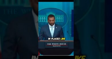 Vidéo de presse du directeur du FBI Kash Patel