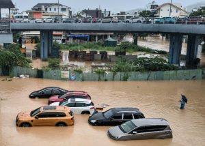 Vietnam: le bilan des inondations monte à 41 morts