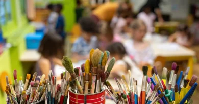 Violences périscolaires à Paris : des familles appellent à briser le silence