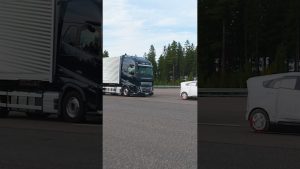Volvo Truck : Freinage automatique en cas de collision !