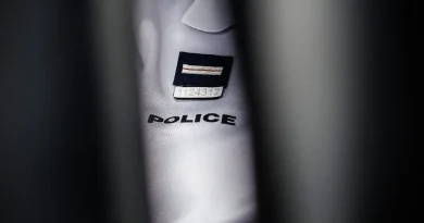 42 % des victimes de violences sexistes et sexuelles par des policiers cherchaient de l’aide