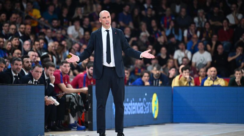 Le FC Barcelone met fin au contrat de son entraîneur Joan Penarroya