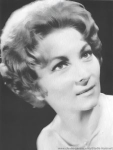 La commune de l'Eure nomme sa salle d'activités d'après la comédienne Claude Gensac