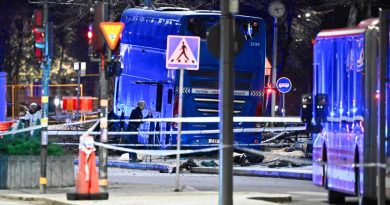 Un autobus tue des passants en Suède | La police privilégie la thèse de l'accident