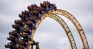 Les stratégies des parcs d'attractions pour créer une dépendance chez les visiteurs