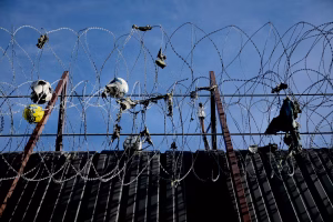 Justice adaptée aux mineurs : la Défenseure des droits souligne la différence avec les adultes