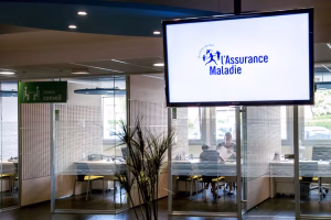 Arrêts maladie : comment le plafonnement des indemnités affecte les salariés