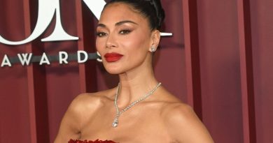 À 47 ans, Nicole Scherzinger affiche son corps musclé en maillot de bain et combat l'âgisme