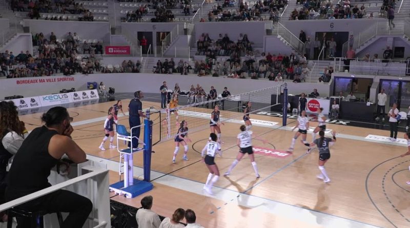 Cette équipe de volley-ball féminin devient une coopérative pour favoriser son développement