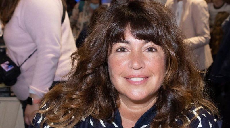 Elsa Wolinski, 51 ans, célèbre la sensualité des quinquas en lingerie face au sexisme