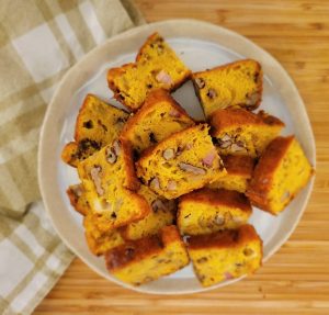 Recette de cake salé au potiron : un plat savoureux et original à découvrir.