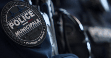 Un adolescent de 16 ans meurt à scooter en fuyant un contrôle de police à Tourcoing.