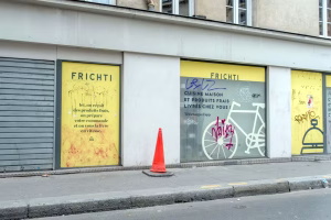 Cinq coursiers de Frichti deviennent salariés avant un procès pour travail dissimulé