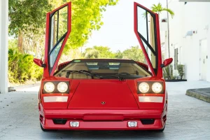 Lamborghini Countach de 1989 : une vente aux enchères avec un prix record en perspective