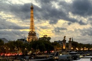 France : Les clichés incontournables de la vie parisienne