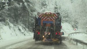 Gelées généralisées du 20 au 21 novembre : vigilance des épandeuses - RTBF Actus